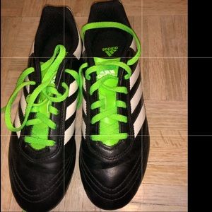 SOLD! Adidas soccer cleats/boots/shoes